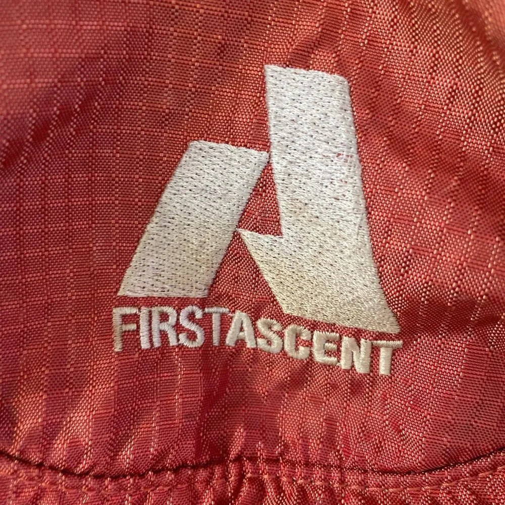 Vintage Eddie Bauer First Ascent Little Tahoma 30 Mountaineer Travel Backpack - Picture 9 of 16